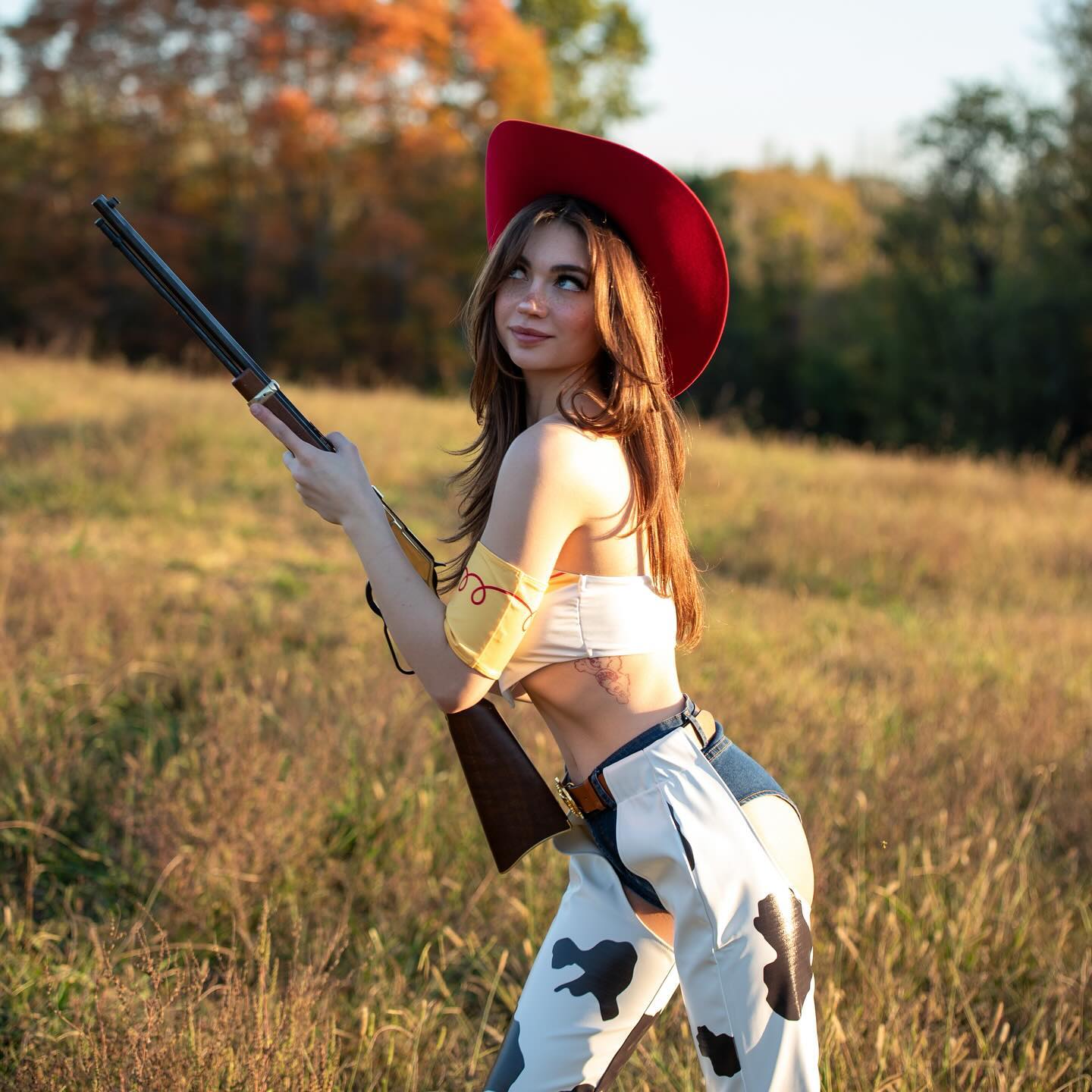 haylujan instagram image archive image