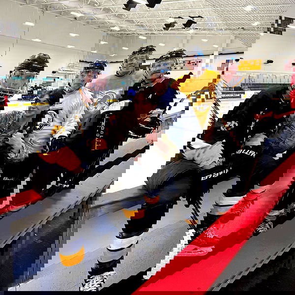 haylujan image ~ Altpins