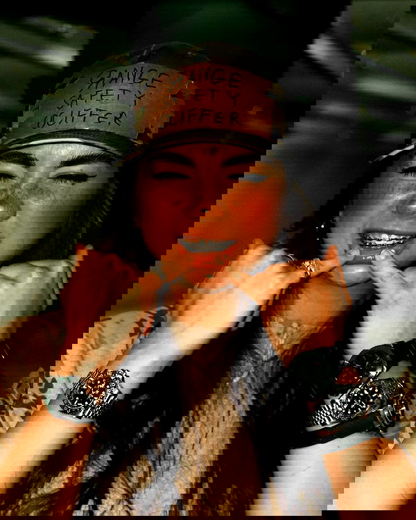 haylujan image ~ Altpins