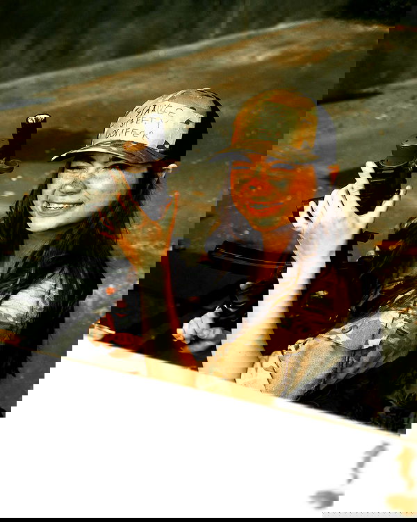 haylujan image ~ Altpins