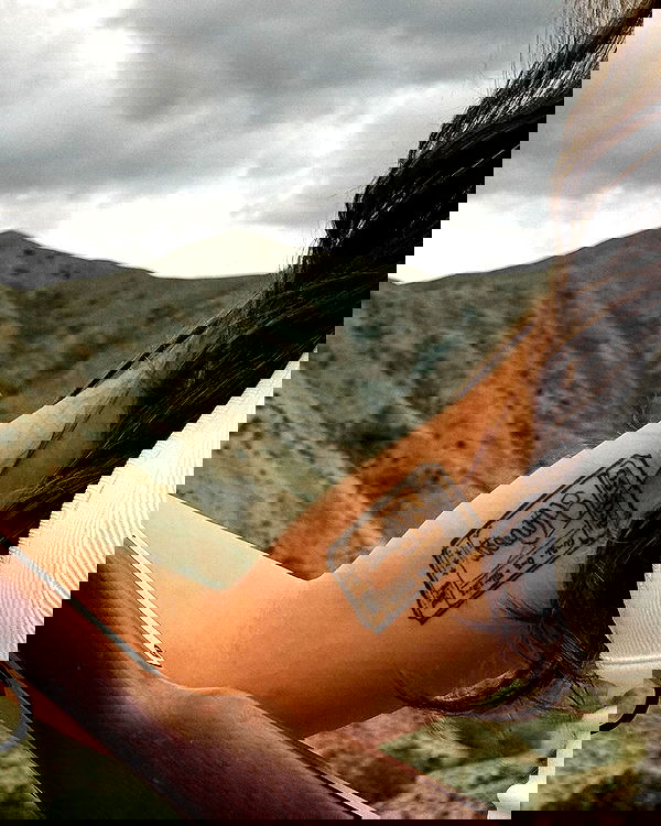 haylujan image ~ Altpins