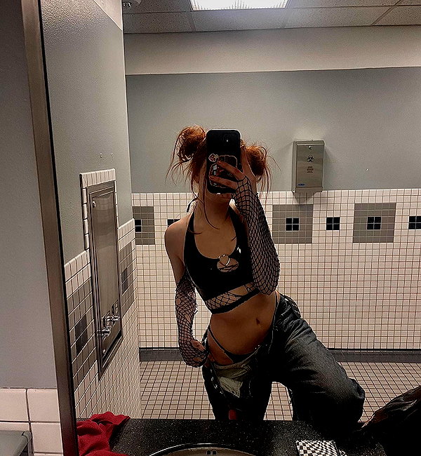 heathergrace67 instagram image archive image