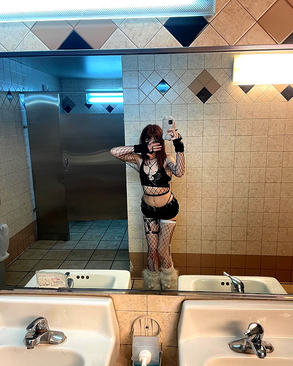 heathergrace67 instagram image archive image