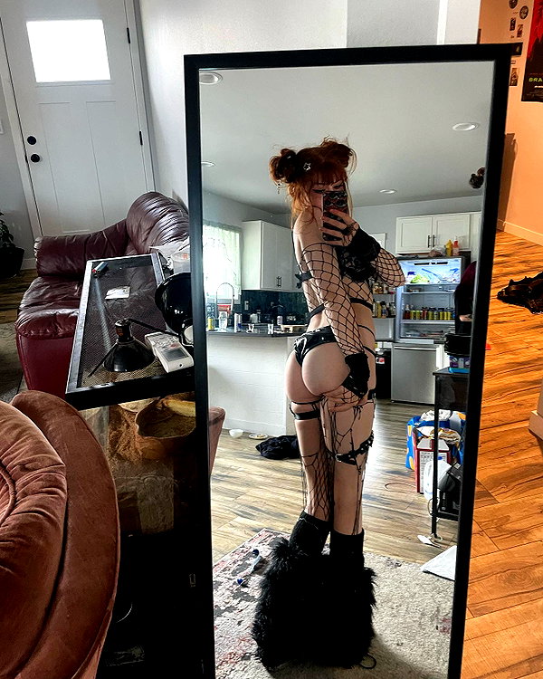 heathergrace67 instagram image archive image