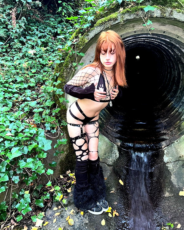 heathergrace67 instagram image archive image