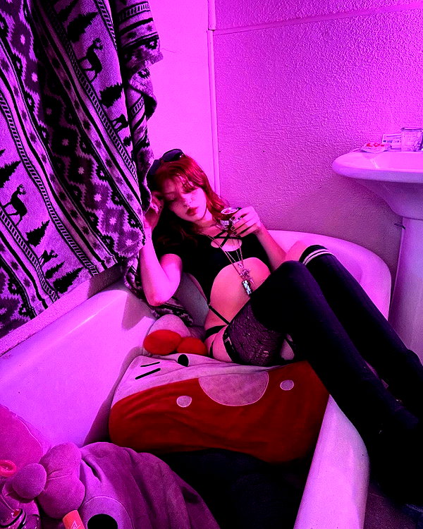 heathergrace67 instagram image archive image