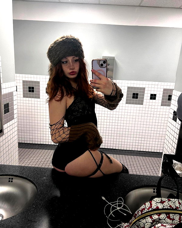 heathergrace67 instagram image archive image