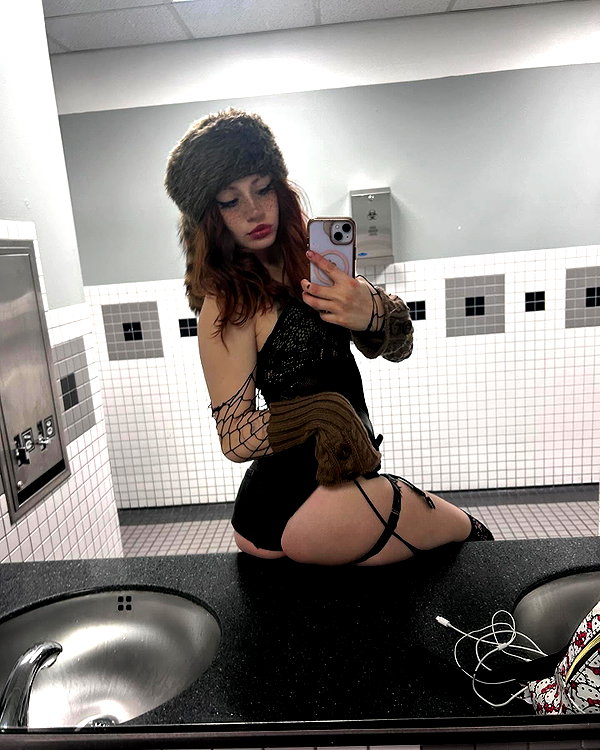 heathergrace67 instagram image archive image