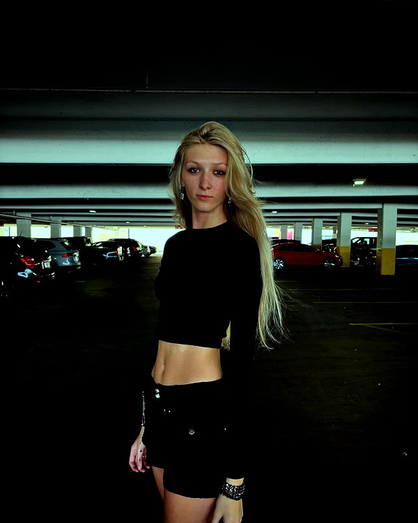 hey_itsjulia766 instagram image archive image