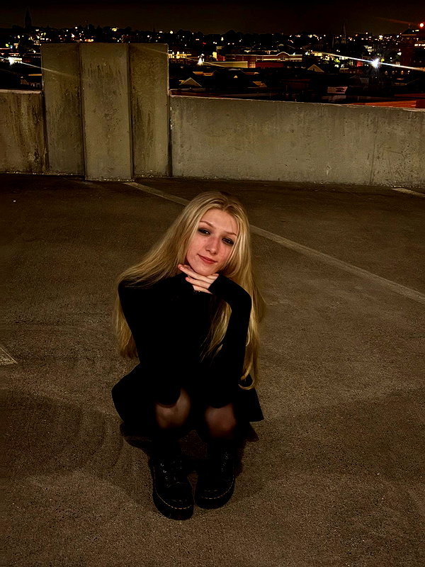 hey_itsjulia766 hey_itsjulia766 archive image