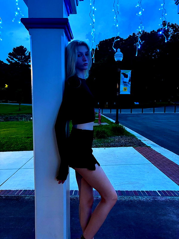 hey_itsjulia766 hey_itsjulia766 archive image