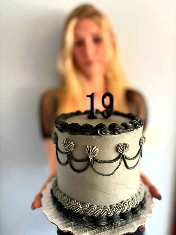 hey_itsjulia766 hey_itsjulia766 archive image