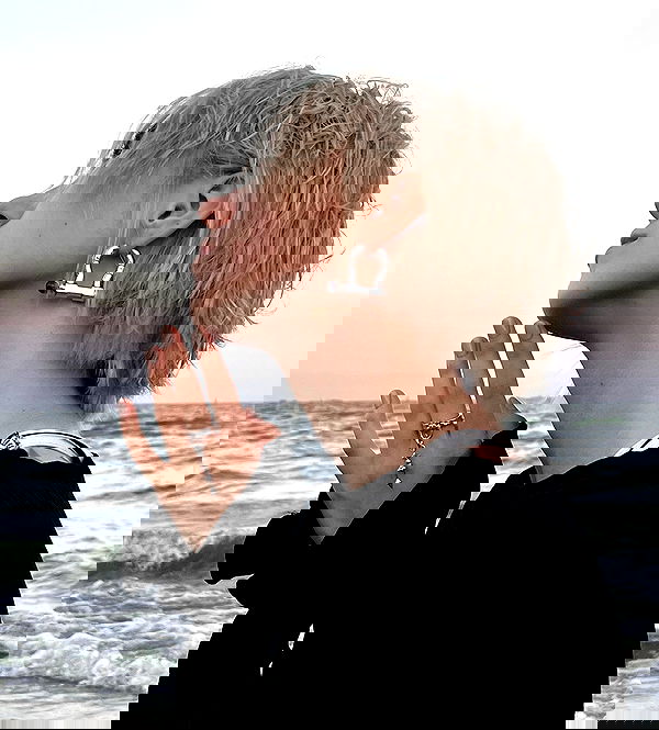 heykrls heykrls archive image