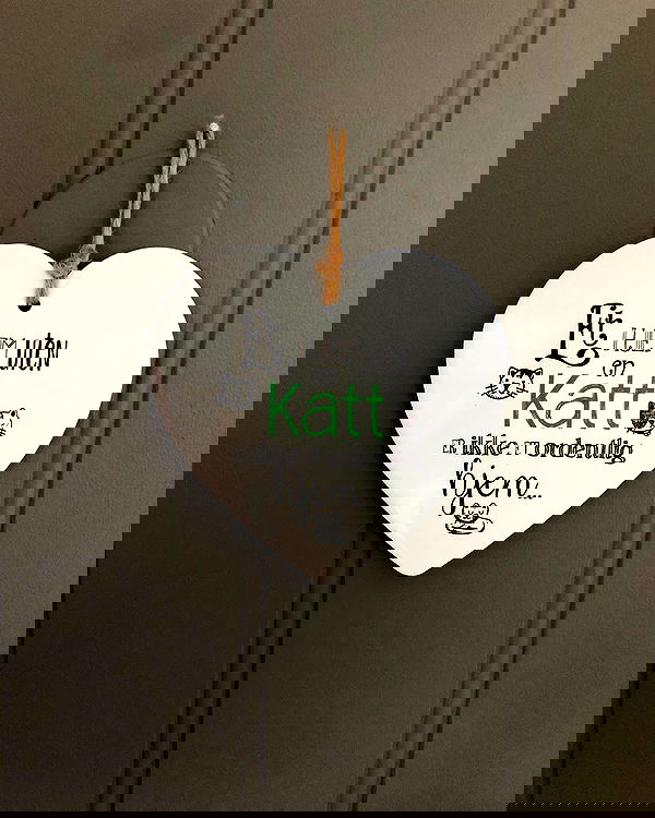 hilaxkitty image ~ Altpins