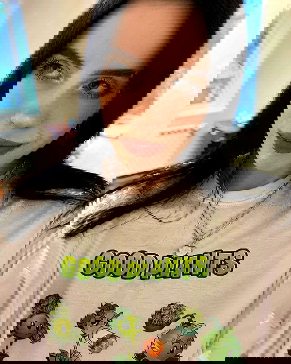 howeversnowy howeversnowy archive image