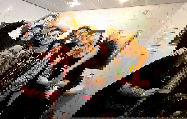 howeversnowy howeversnowy archive image