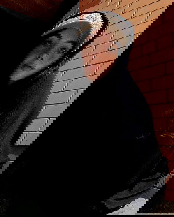 howeversnowy howeversnowy archive image