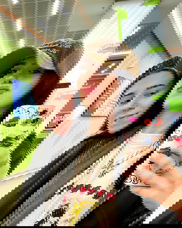 howeversnowy howeversnowy archive image