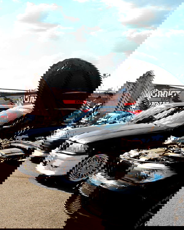 howeversnowy howeversnowy archive image