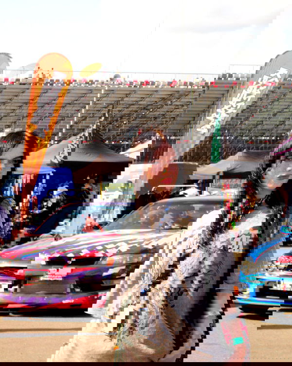 howeversnowy howeversnowy archive image