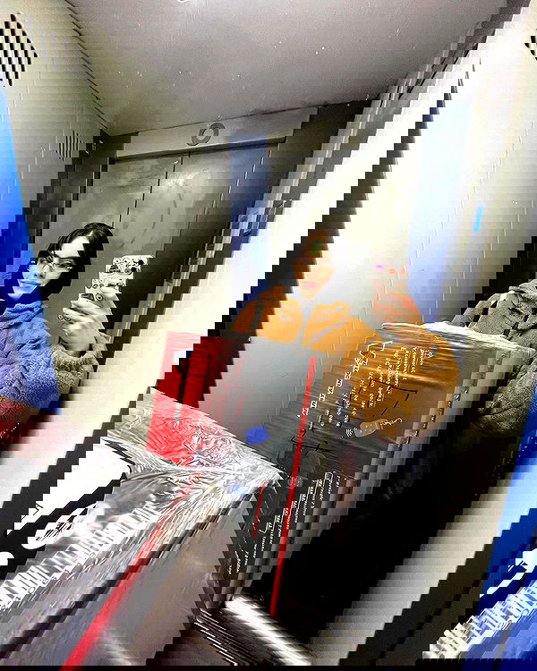 howeversnowy howeversnowy archive image