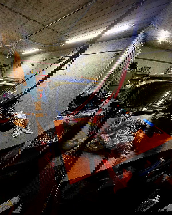 howeversnowy howeversnowy archive image