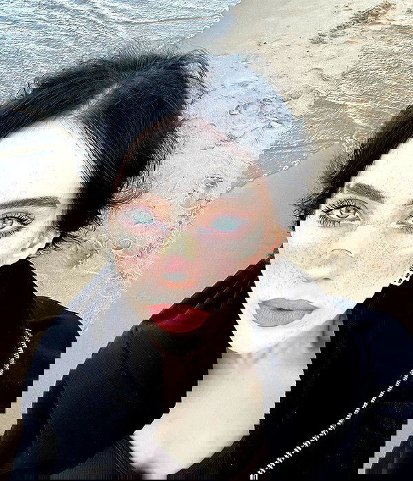 howeversnowy howeversnowy archive image