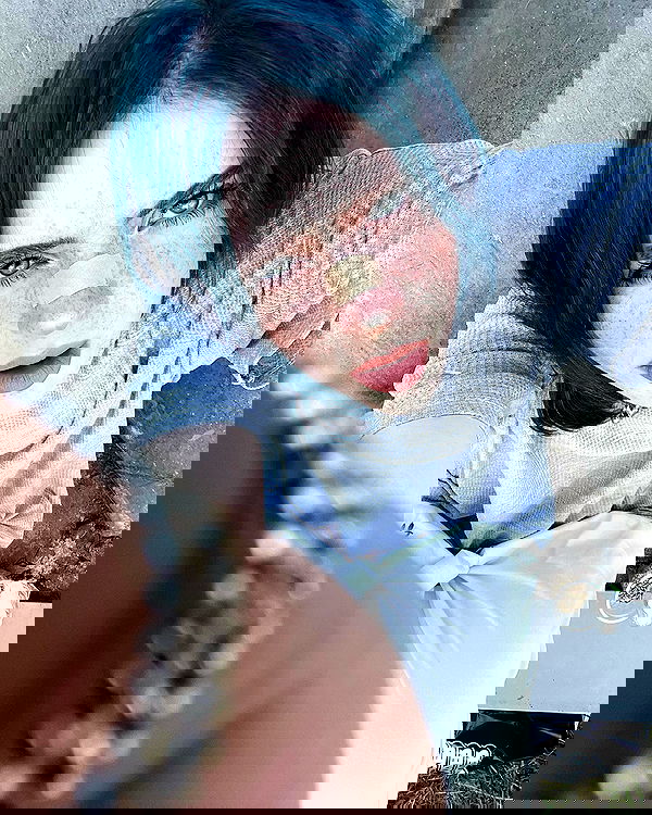 howeversnowy howeversnowy archive image