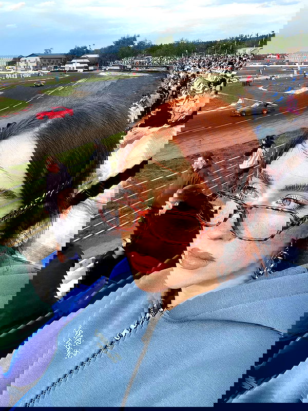 howeversnowy howeversnowy archive image