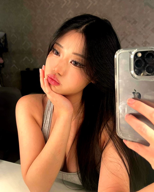 hwriyu instagram image archive image