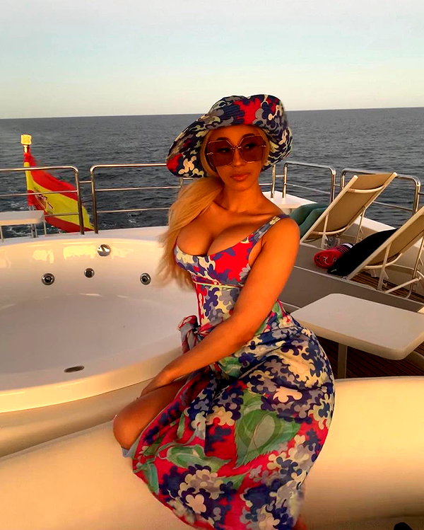 iamcardib instagram image archive image