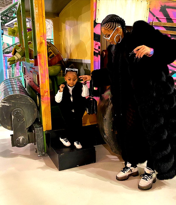 iamcardib instagram image archive image