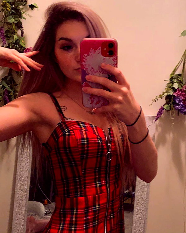 iamravenchantal instagram image archive image