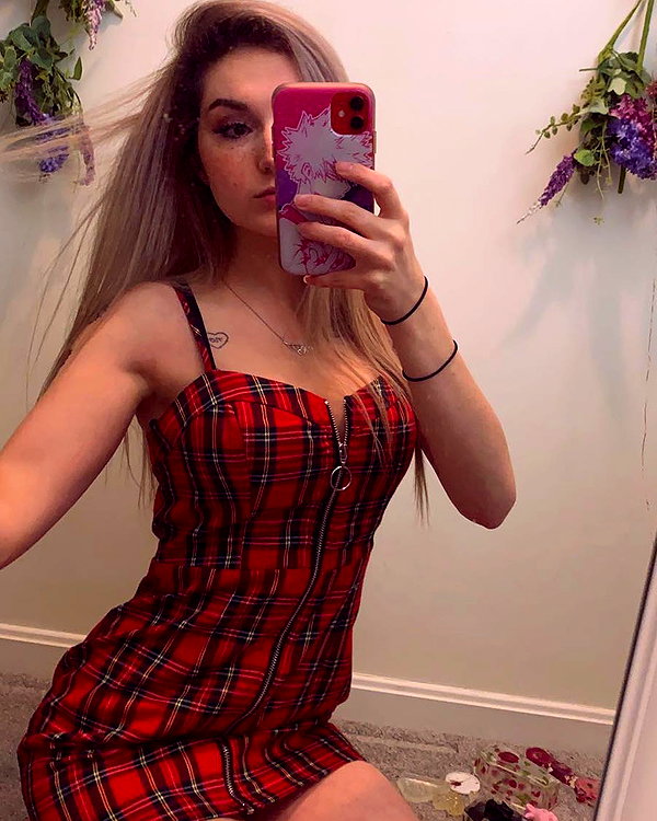 iamravenchantal instagram image archive image