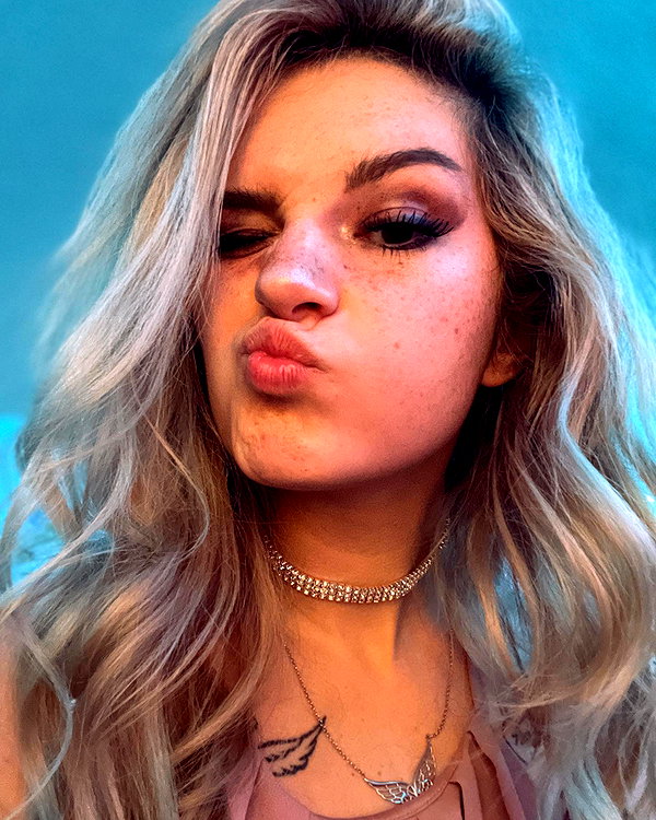 iamravenchantal instagram image archive image