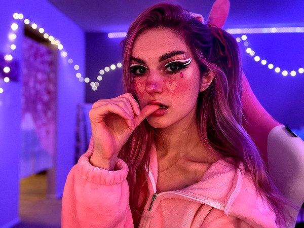 iamravenchantal instagram image archive image