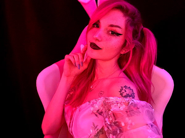 iamravenchantal instagram image archive image