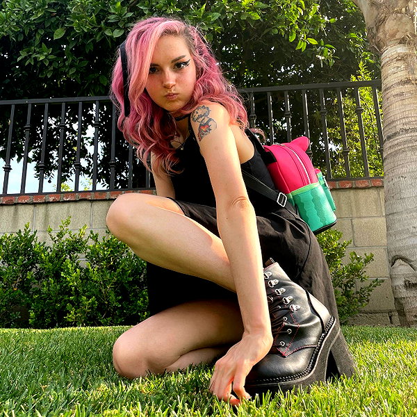 iamravenchantal instagram image archive image