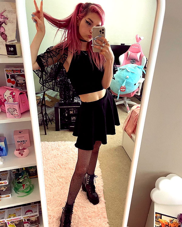 iamravenchantal instagram image archive image