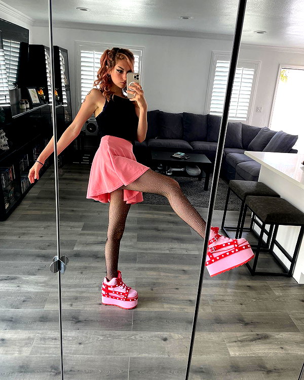 iamravenchantal instagram image archive image