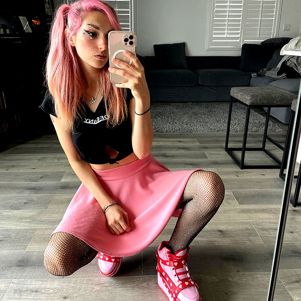 iamravenchantal instagram image archive image