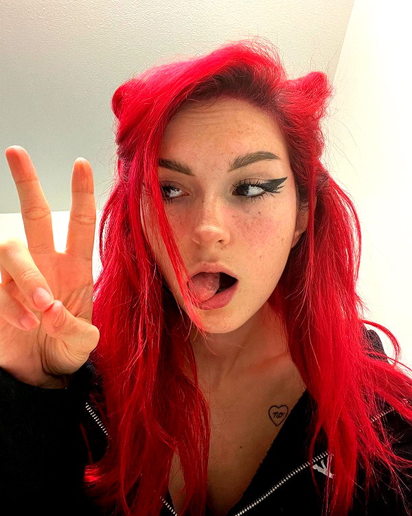 iamravenchantal instagram image archive image