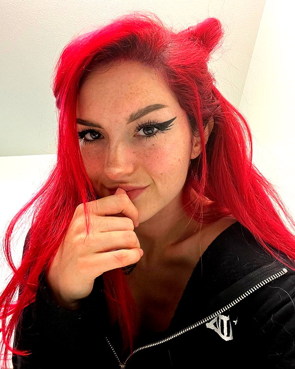 iamravenchantal instagram image archive image