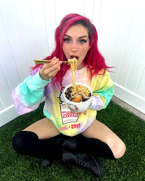 iamravenchantal instagram image archive image