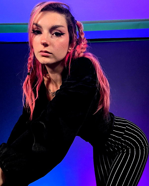 iamravenchantal instagram image archive image