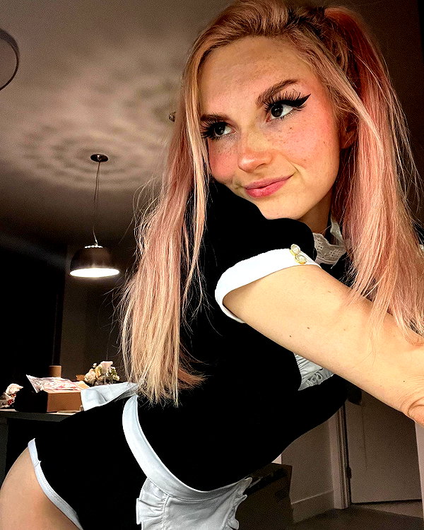 iamravenchantal instagram image archive image