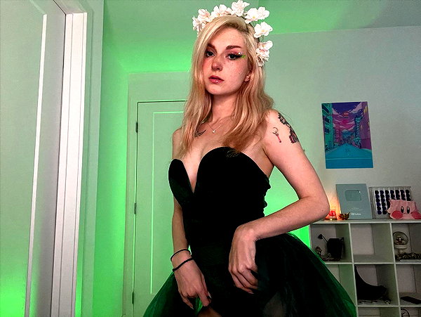 iamravenchantal instagram image archive image