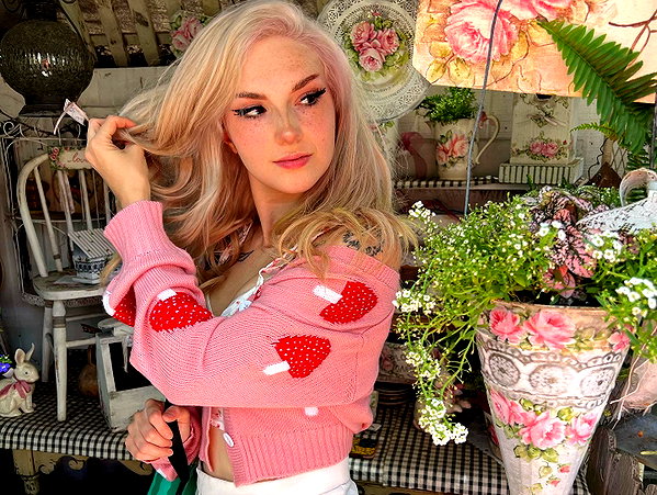 iamravenchantal instagram image archive image