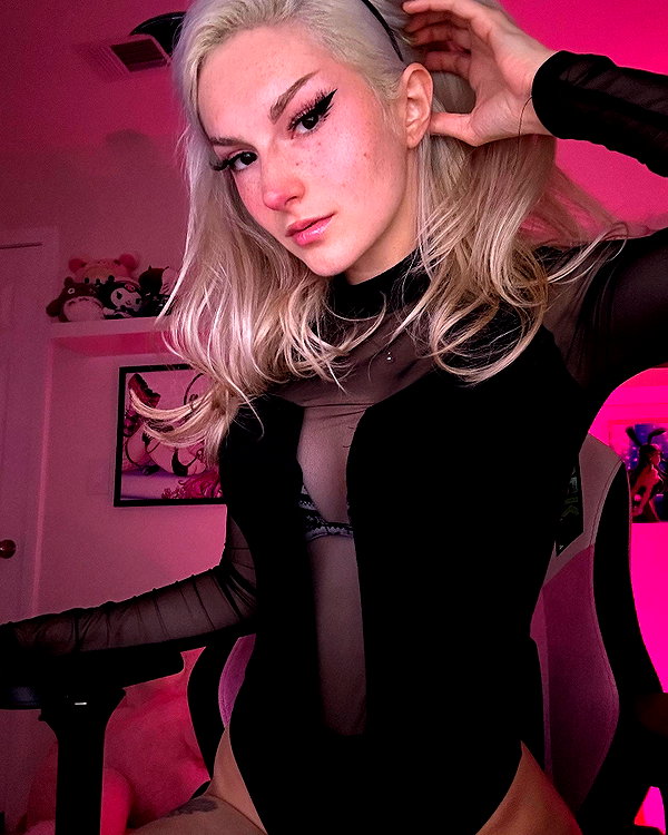 iamravenchantal instagram image archive image