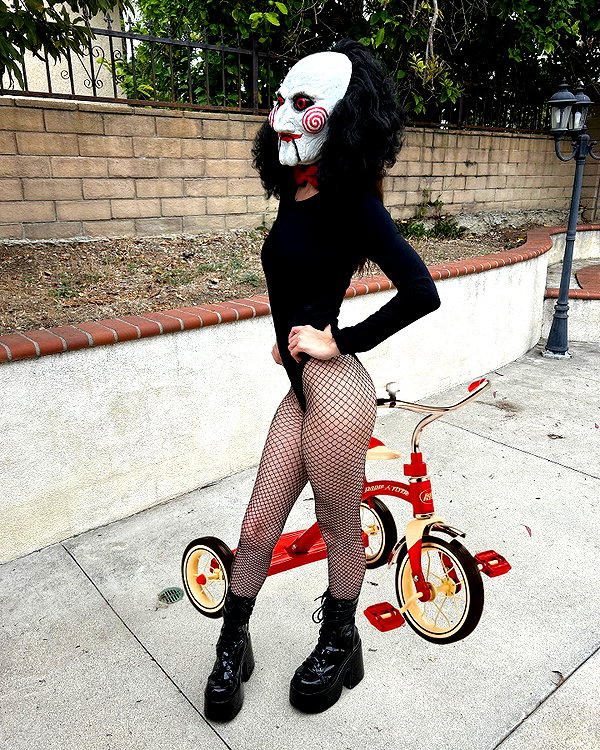 iamravenchantal instagram image archive image